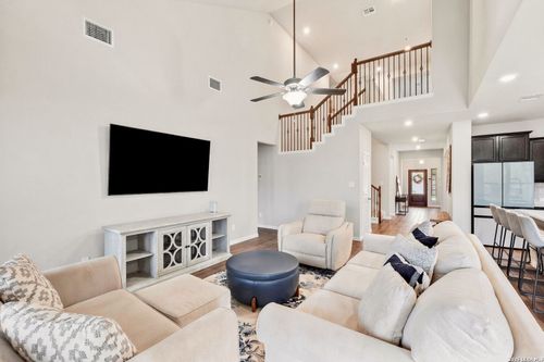 8819 Winchester Way, San Antonio, TX, 78254-4100 | Card Image