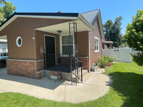 1054 Creve Coeur St, La Salle, IL, 61301-1732 | Card Image