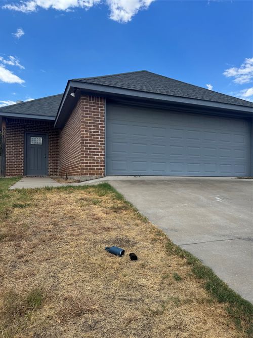 2923 River Ridge Ct, Granbury, TX, 76048-6553 | Card Image