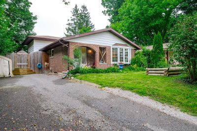 147 Greenhill Dr, House other with 2 bedrooms, 2 bathrooms and 4 parking in Peterborough ON | Image 1