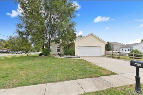 602 S 5th St, Caseyville, IL, 62232-1719 | Card Image