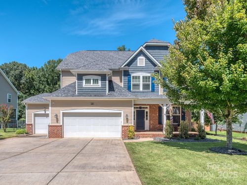 126 Misty Woods Dr, Lake Wylie, SC, 29710-8122 | Card Image