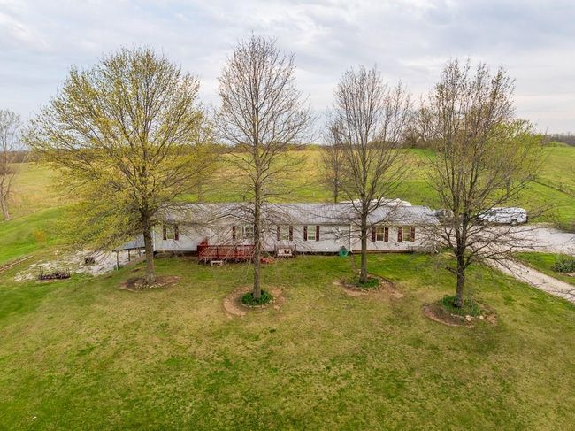 View of front of house featuring a front yard | Image 50