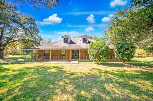 9655 Sullivan Rd, Baton Rouge, LA, 70818-5218 | Card Image