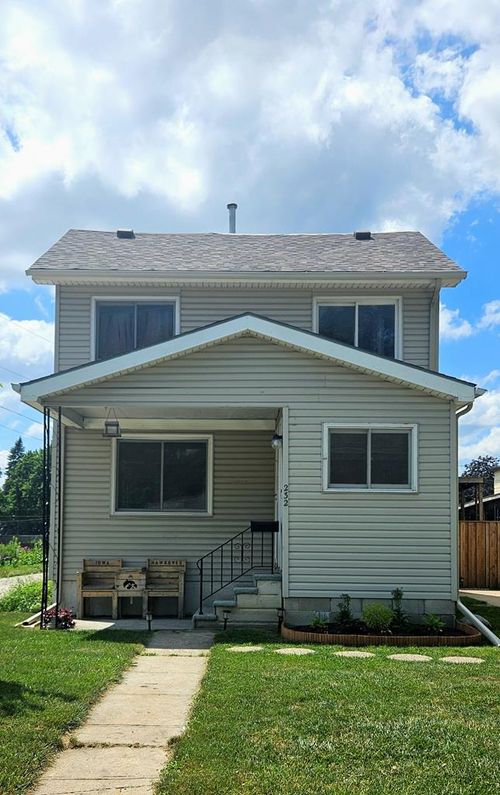 232 N 22nd St., Fort Dodge, IA, 50501 | Card Image