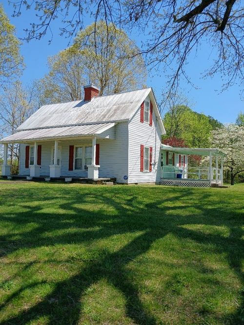 297 Appleton Rd, Five Points, TN, 38457-5102 | Card Image