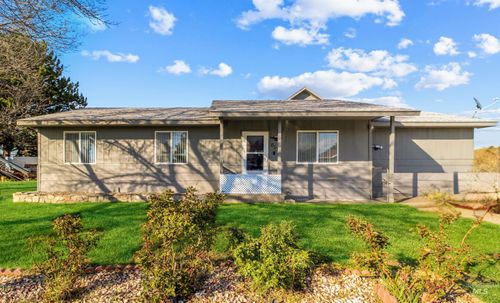106 Maplewood Cir, Rupert, ID, 83350-2120 | Card Image