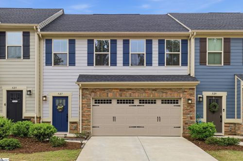 527 Martin Creek Dr, Simpsonville, SC, 29680-7465 | Card Image
