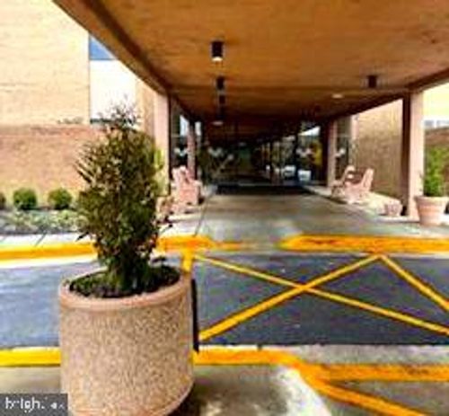 219-9200 Edwards Way, HYATTSVILLE, MD, 20783-3455 | Card Image