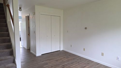 62-220 Mascoma St, Lebanon, NH, 03766-2654 | Card Image