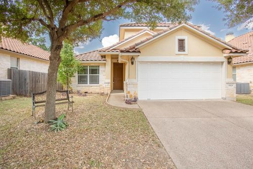 15628 Interlachen Dr, Austin, TX, 78717-3871 | Card Image