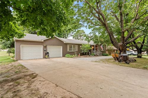 624 S Kelley St, Harrison, AR, 72601-5608 | Card Image