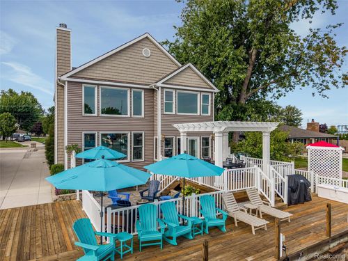 31860 N River Rd, Harrison Township, MI, 48045-1471 | Card Image