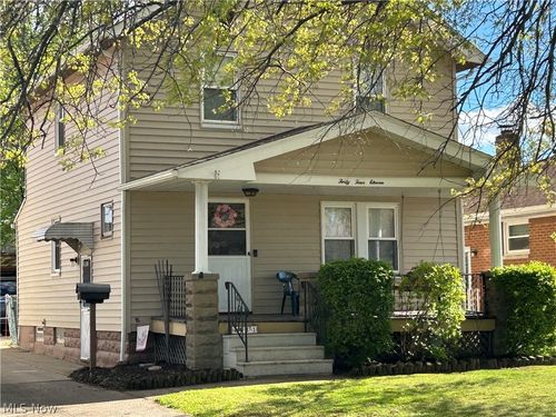 4411 Maplecrest Ave, Parma, OH, 44134-3527 | Card Image