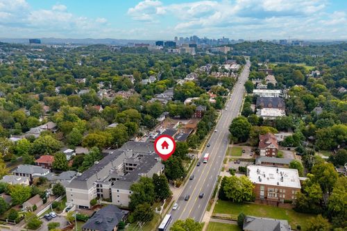 204-3818 W End Ave, Nashville, TN, 37205-2466 | Card Image