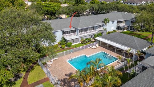 apt-222-7556 Stirling Rd, Hollywood, FL, 33024-1509 | Card Image