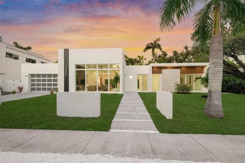3500 Bay Shore Rd, Sarasota, FL, 34234-5730 | Card Image