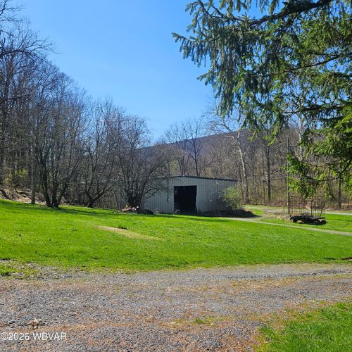 250 Langs Ln, Mill Hall, PA, 17751-9281 | Card Image