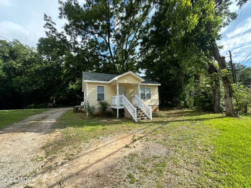 600 W Main St, Forsyth, GA, 31029-3254 | Card Image