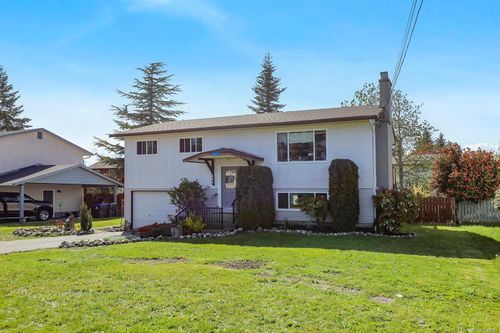 667 Torrence Rd, Comox, BC, V9M3H6 | Card Image