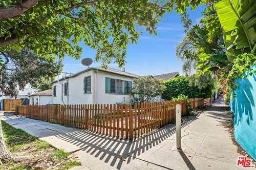 134 Park Place, Venice, CA, 90291 | Card Image