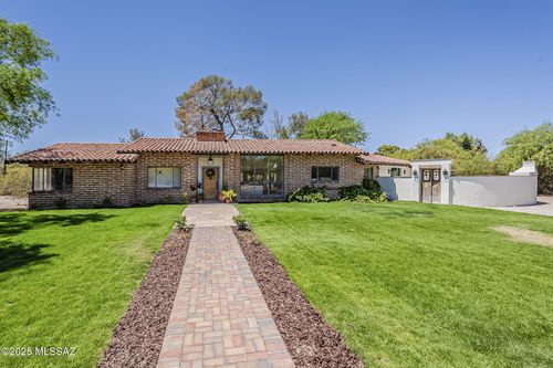 6498 E Santa Elena Street, Tucson, AZ, 85715 | Card Image