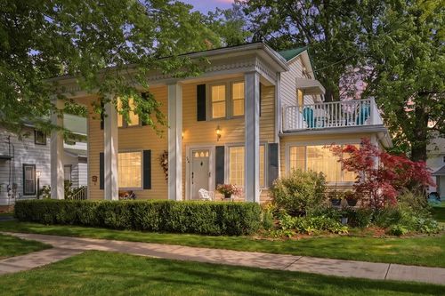 127 E Main St, New London, OH, 44851-1201 | Card Image