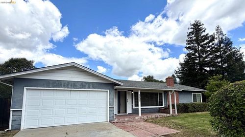 3407 Cowell Rd, Concord, CA, 94518-1503 | Card Image