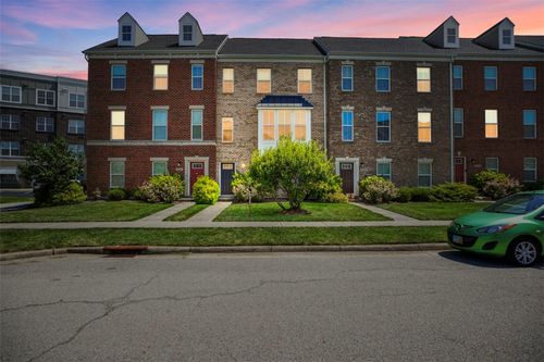 9550 Cobblestone Walk, West Chester, OH, 45069-9500 | Card Image