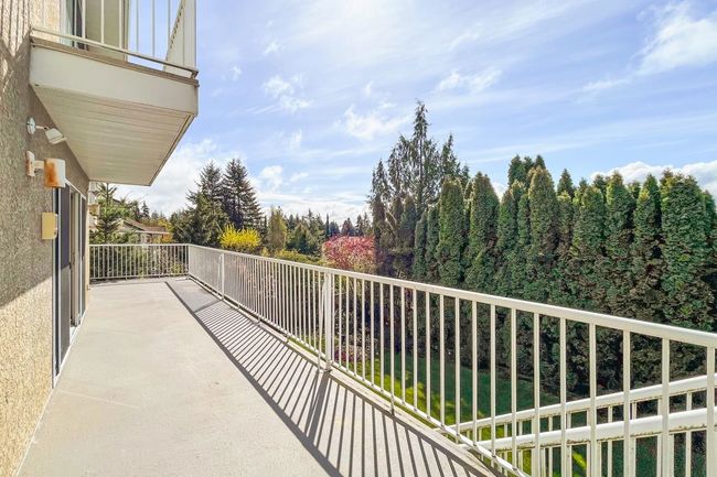 2612 Uplands Court, House other with 8 bedrooms, 3 bathrooms and 6 parking in Coquitlam BC | Image 14