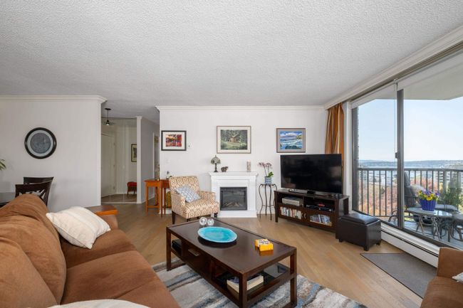 1004 - 140 E Keith Road, Condo with 2 bedrooms, 1 bathrooms and 1 parking in North Vancouver BC | Image 17