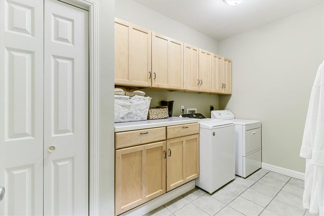 Dedicated laundry room | Image 24
