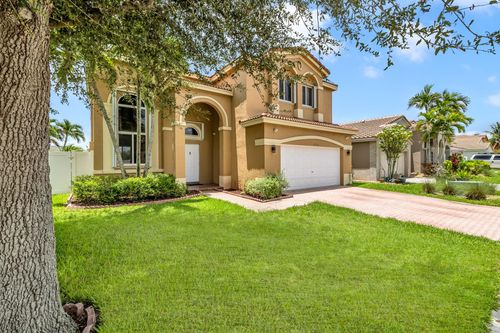 10714 Sw 17th Pl, Davie, FL, 33324-7160 | Card Image