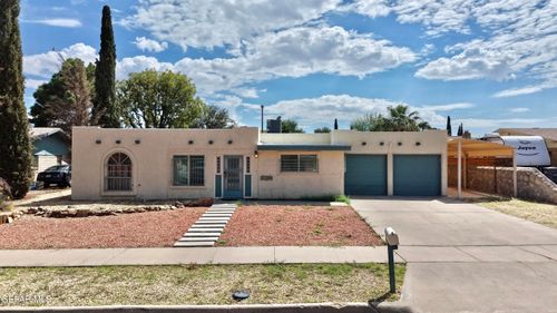 11324 Tom Ulozas Dr, El Paso, TX, 79936-4721 | Card Image