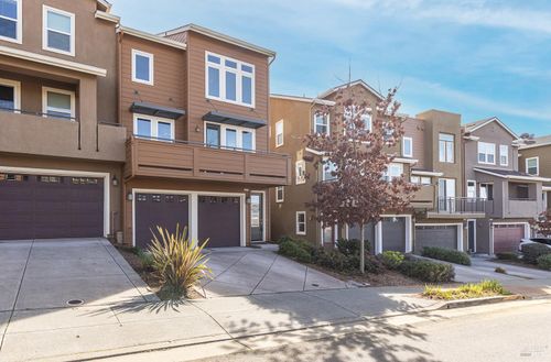 417 Jacquelyn Lane, Petaluma, CA, 94952 | Card Image