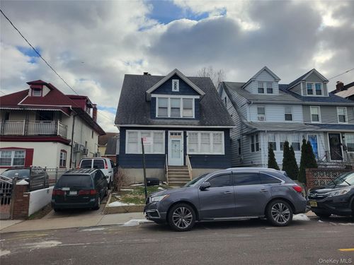 104 27th Ave, East Elmhurst, NY, 11369-1623 | Card Image