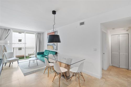 apt-2602-185 14th Ter, Miami, FL, 33131-3422 | Card Image