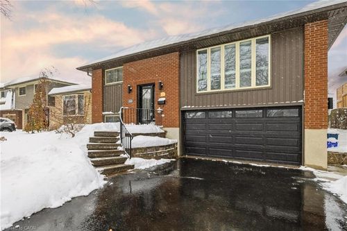 364 Roselawn Pl, Waterloo, ON, N2L5P1 | Card Image
