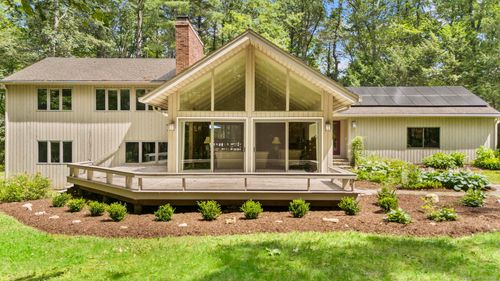 17 Merrywood, Simsbury, CT, 06070-2613 | Card Image