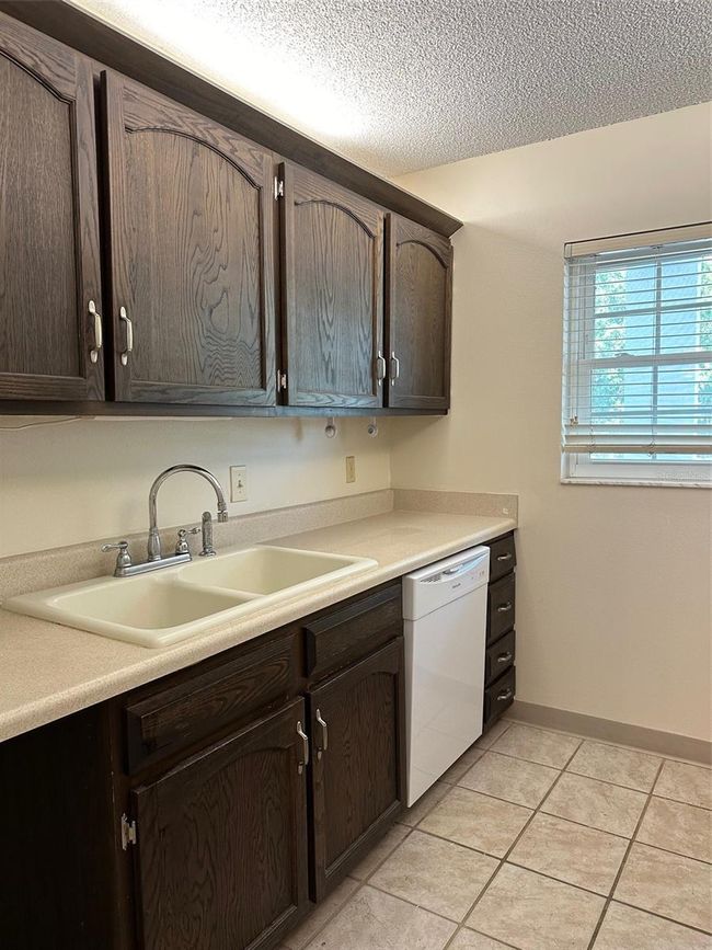 APT-210 - 4801 Airport Rd, Condo with 2 bedrooms, 2 bathrooms and null parking in ZEPHYRHILLS FL | Image 7