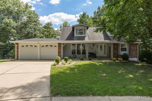 5028 Baldcypress Ct, Saint Louis, MO, 63128-4301 | Card Image