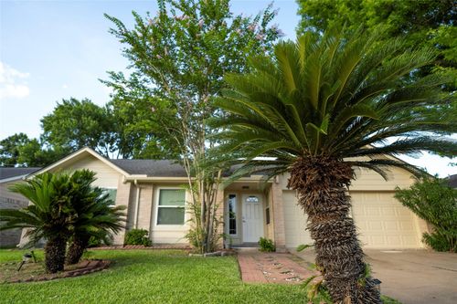 2206 Barrington Place Dr, Sugar Land, TX, 77478-1852 | Card Image