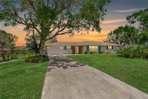 9125 Se Karin St, Hobe Sound, FL, 33455-6911 | Card Image