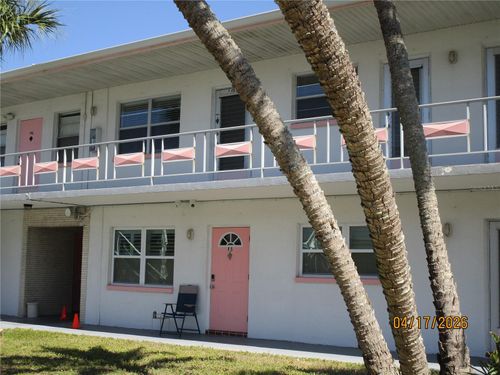 apt-15-5900 21st St N, ST PETERSBURG, FL, 33714-4729 | Card Image