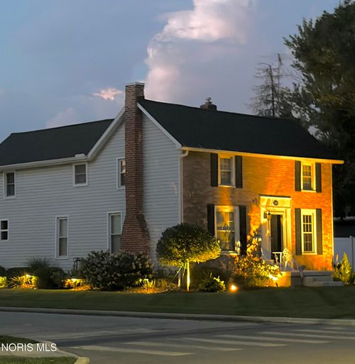 1401 River Rd, Maumee, OH, 43537-3551 | Card Image