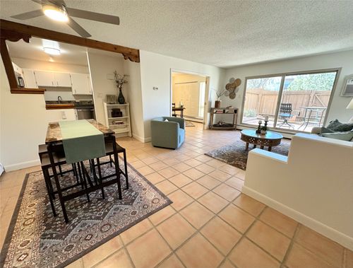 147 Calle Ojo Feliz, Santa Fe, NM, 87505-5785 | Card Image