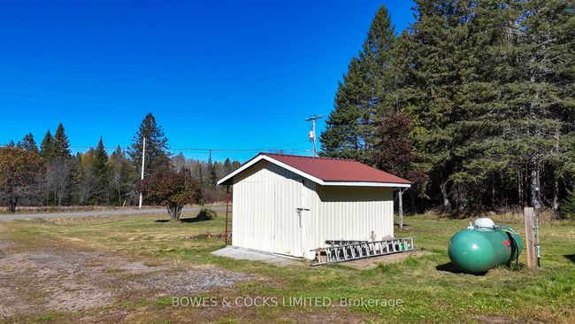 1342 Detlor Rd, House other with 3 bedrooms, 1 bathrooms and 10 parking in L'amable ON | Image 38