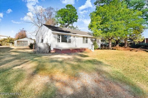 307 Hollybrook Ave, Goldsboro, NC, 27530-1411 | Card Image