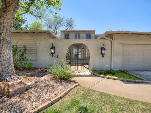 6212 Lansbrook Ln, Oklahoma City, OK, 73132-2607 | Card Image