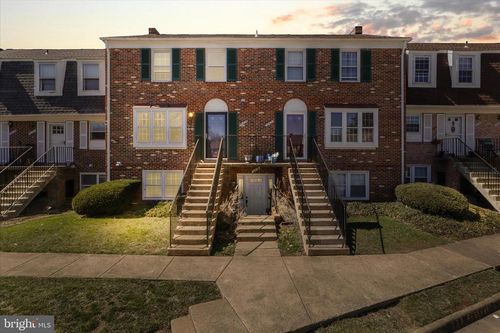1041 Brixton Ct, STERLING, VA, 20164-5216 | Card Image